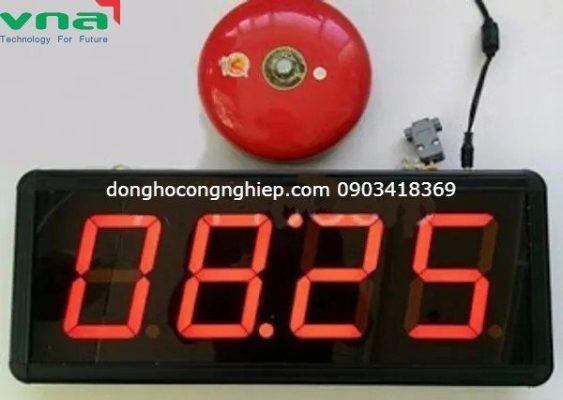 Đồng hồ điện tử báo giờ đồng bộ thời gian cho trường học